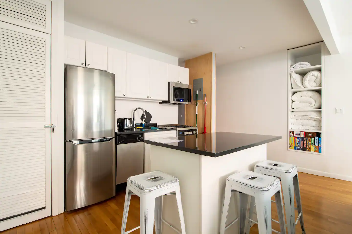 509 · East Village — 6